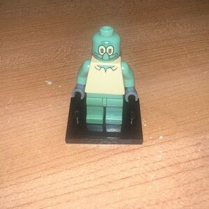 COPY - Lego SpongeBob SquarePants Squidward Minifigure 3827